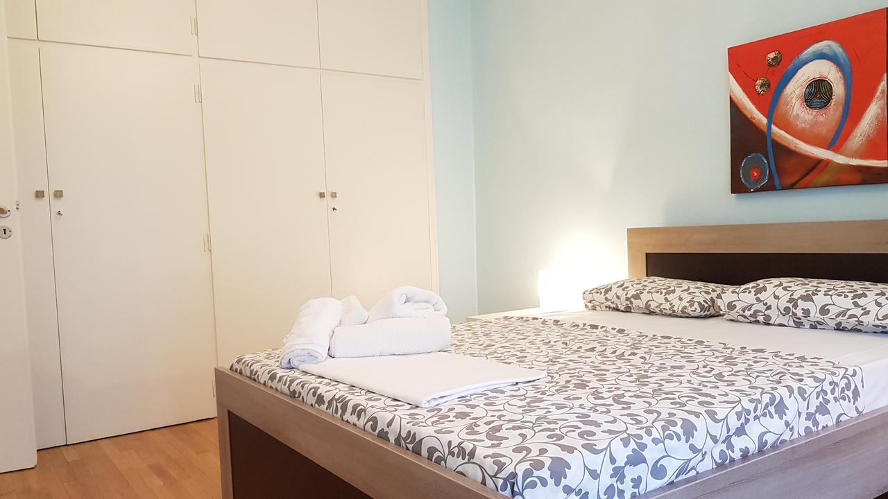 Menta Errathens Apartment - Athens Center, 5 Bd, 2 Bath Exterior photo